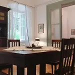 Lägenhet Charming In A 19th Century