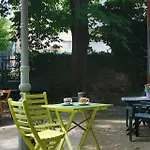 Lägenhet Charming In A 19th Century